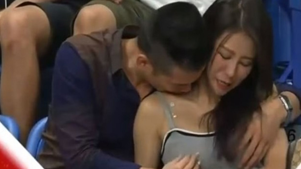 Kiss Cam