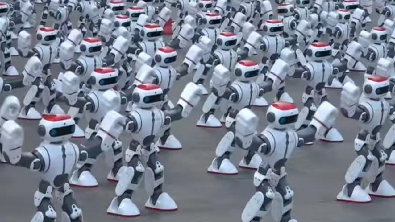 Roboti