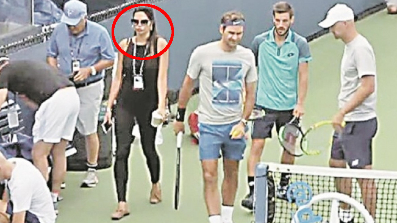Dejana Živković na treningu sa Federerom