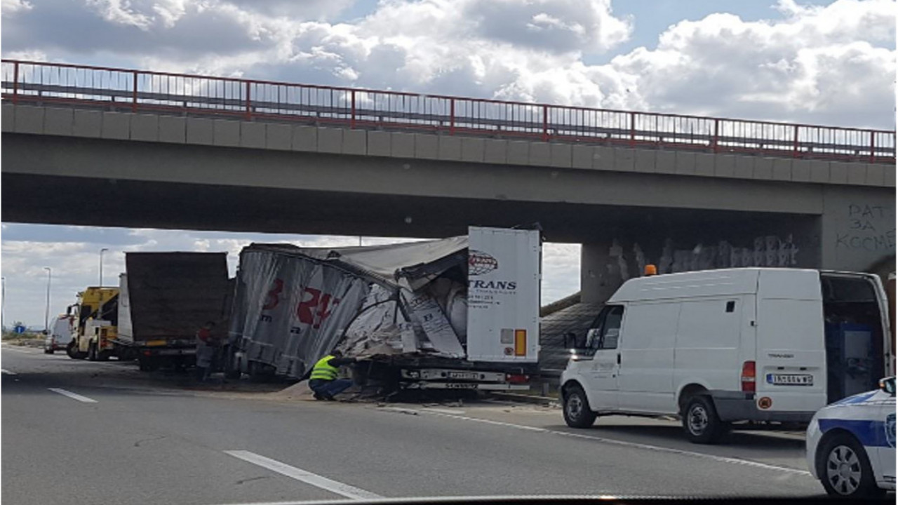 Saobraćajna nesreća n autoputu kod Inđije