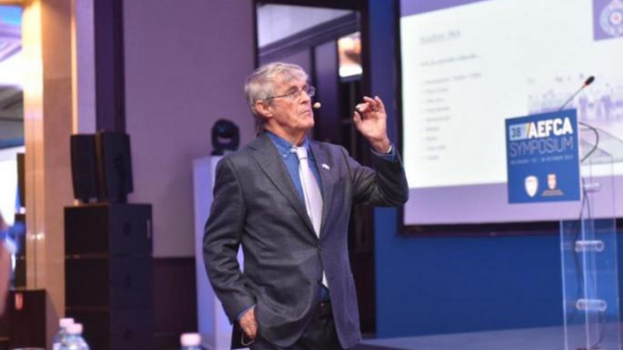 Bora Milutinović
