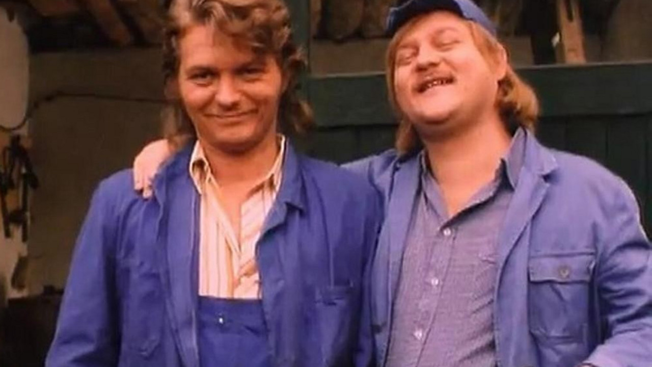 Dragan Bjelogrlić i Nikola Pejaković u filmu Lepa sela lepo gore