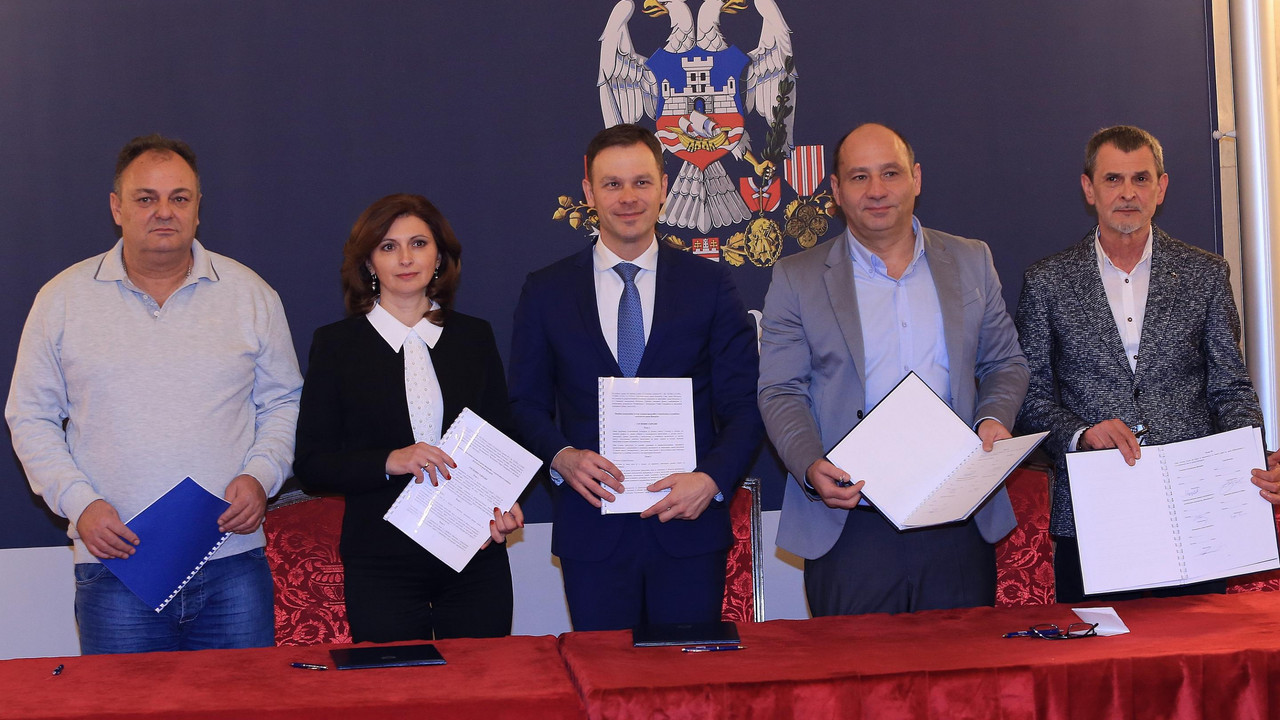 Siniša Mali, potpisivanje kolektivnog ugovora