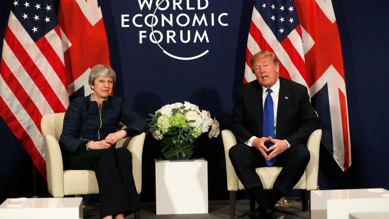 Tereza Mej i Donald Tramp
