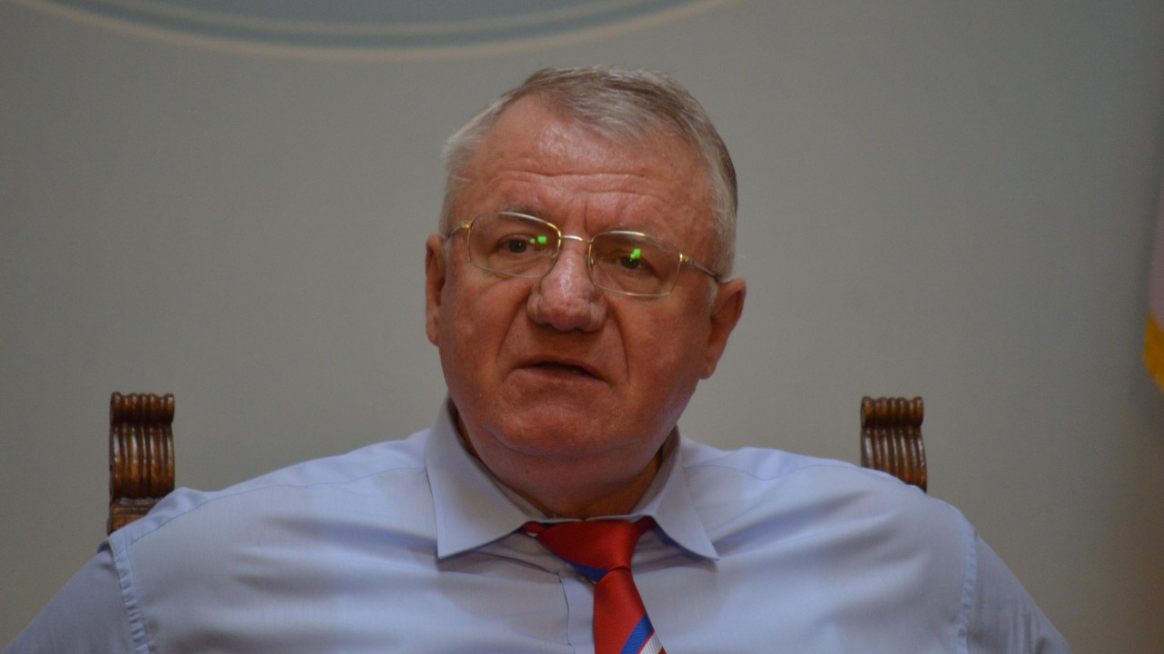 Vojislav Šešelj