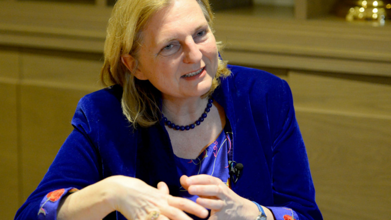  Karin Knajsel