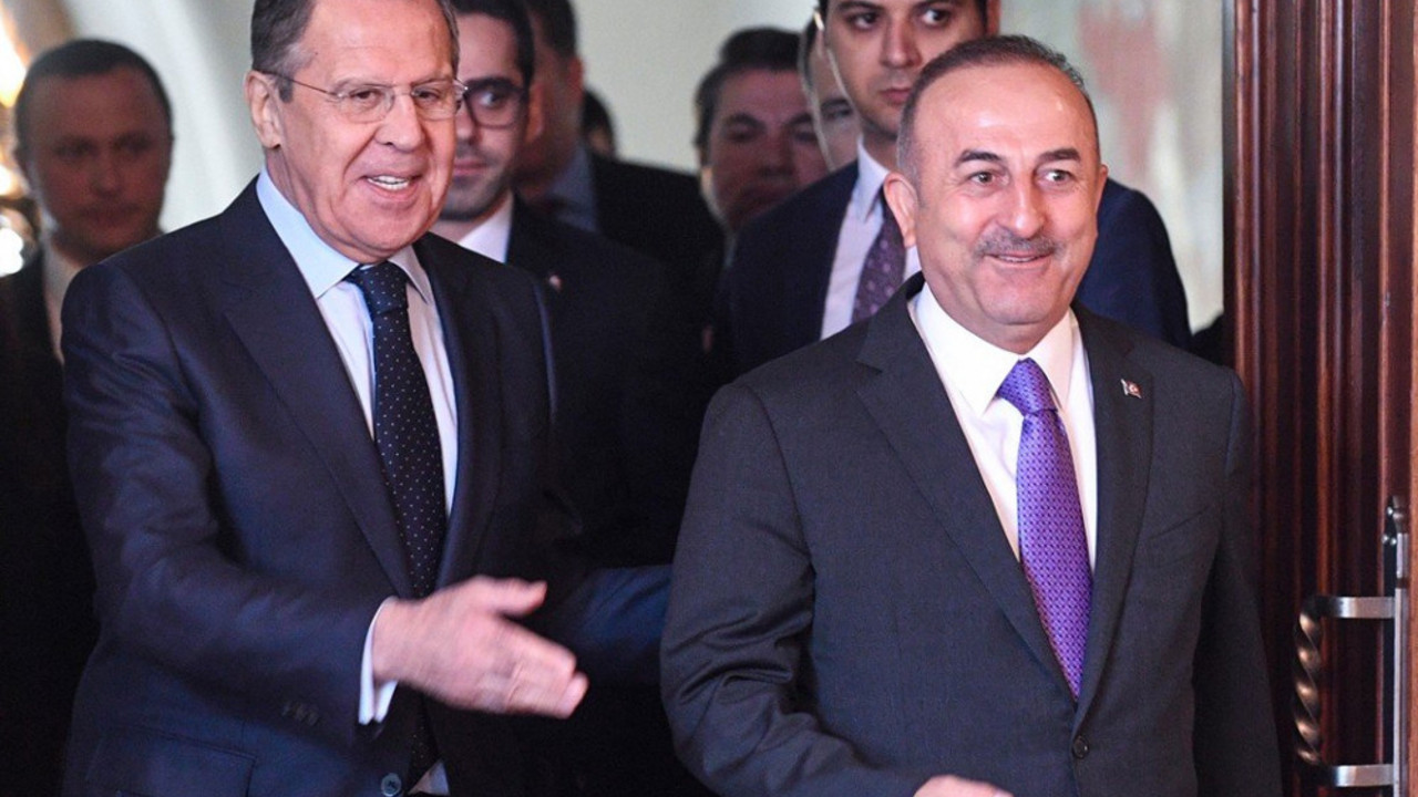 Mevlut Čavušoglu i Sergej Lavrov