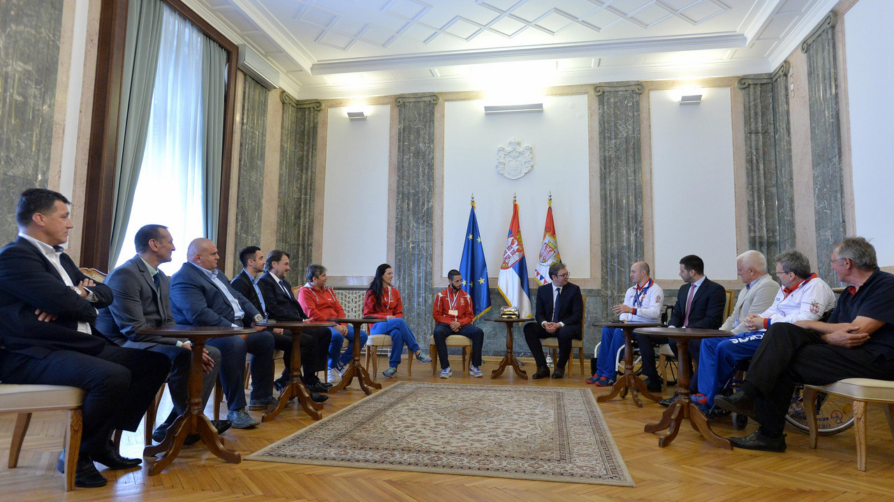 Vučić primio sportiste