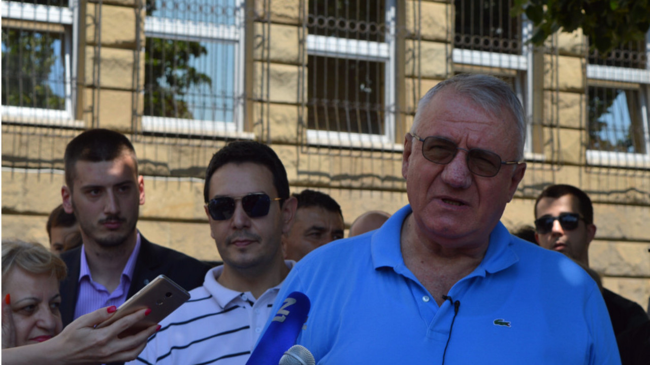 Vojislav Šešelj