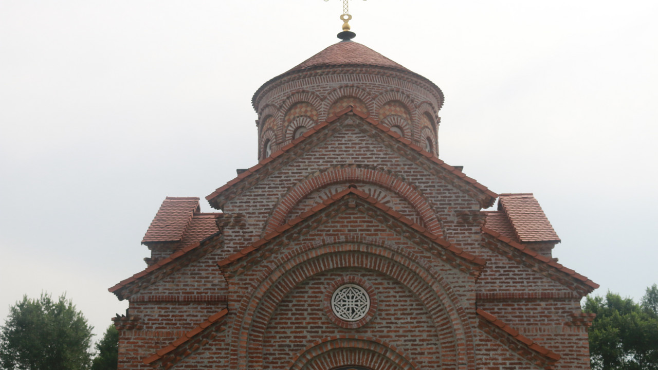Pravoslavni hram Svetog Rafaila Banatskog