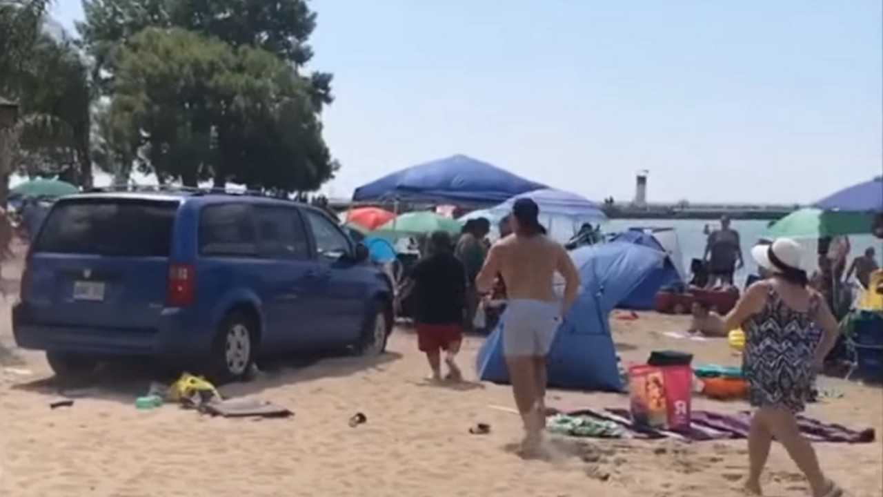 Pijan upao na plažu