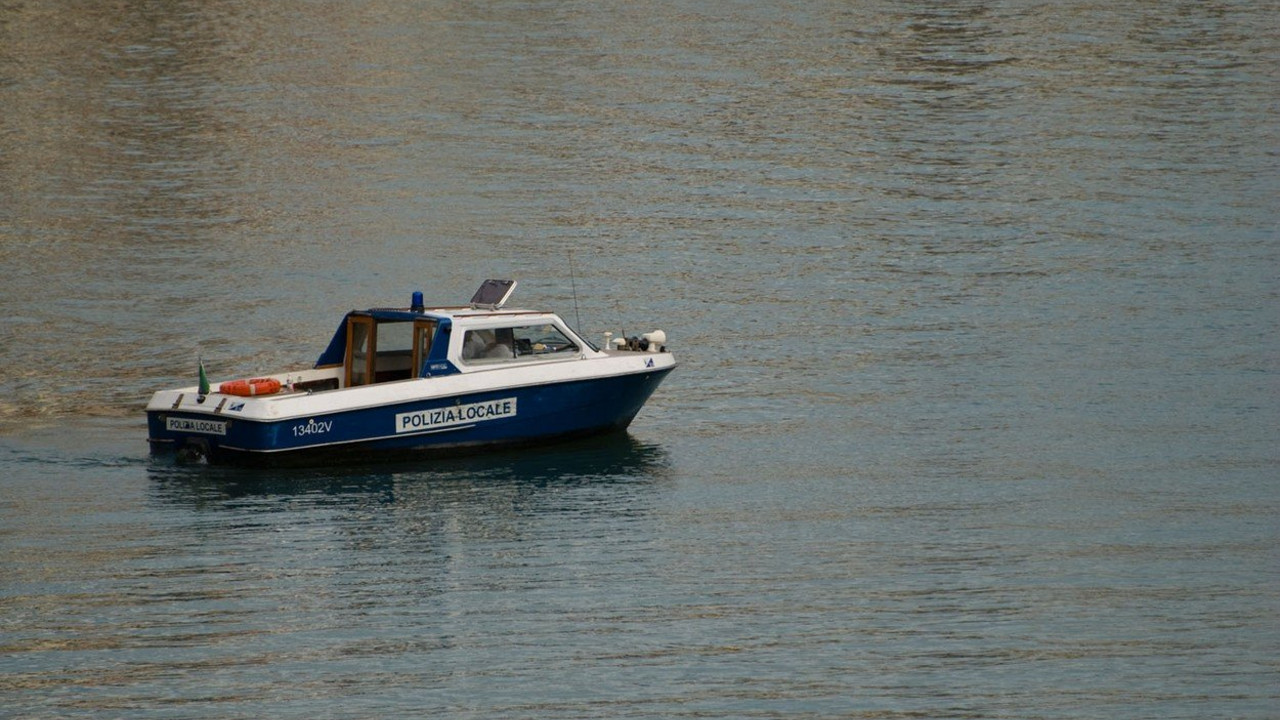 policija