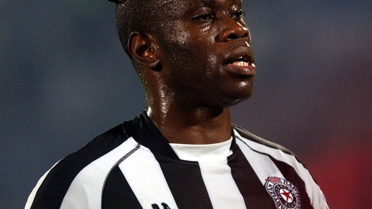 Taribo Vest