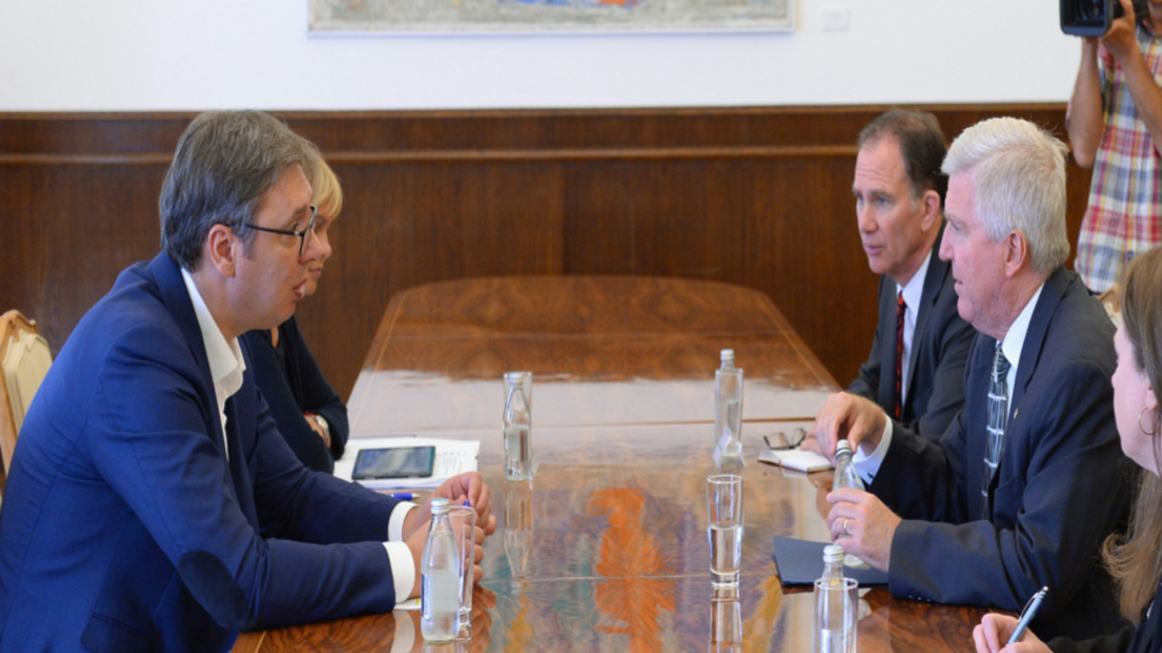 Aleksandar Vučić i Kajl Skot