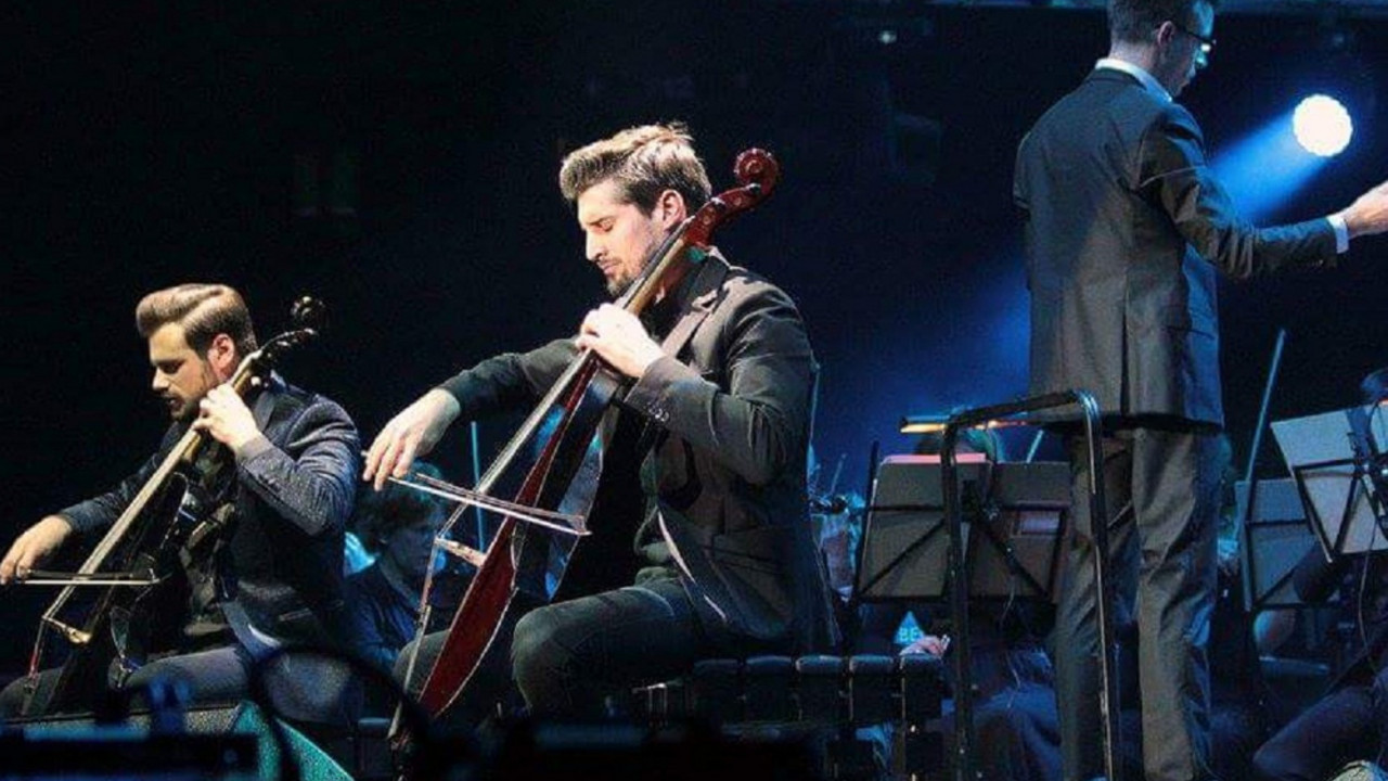2Cellos