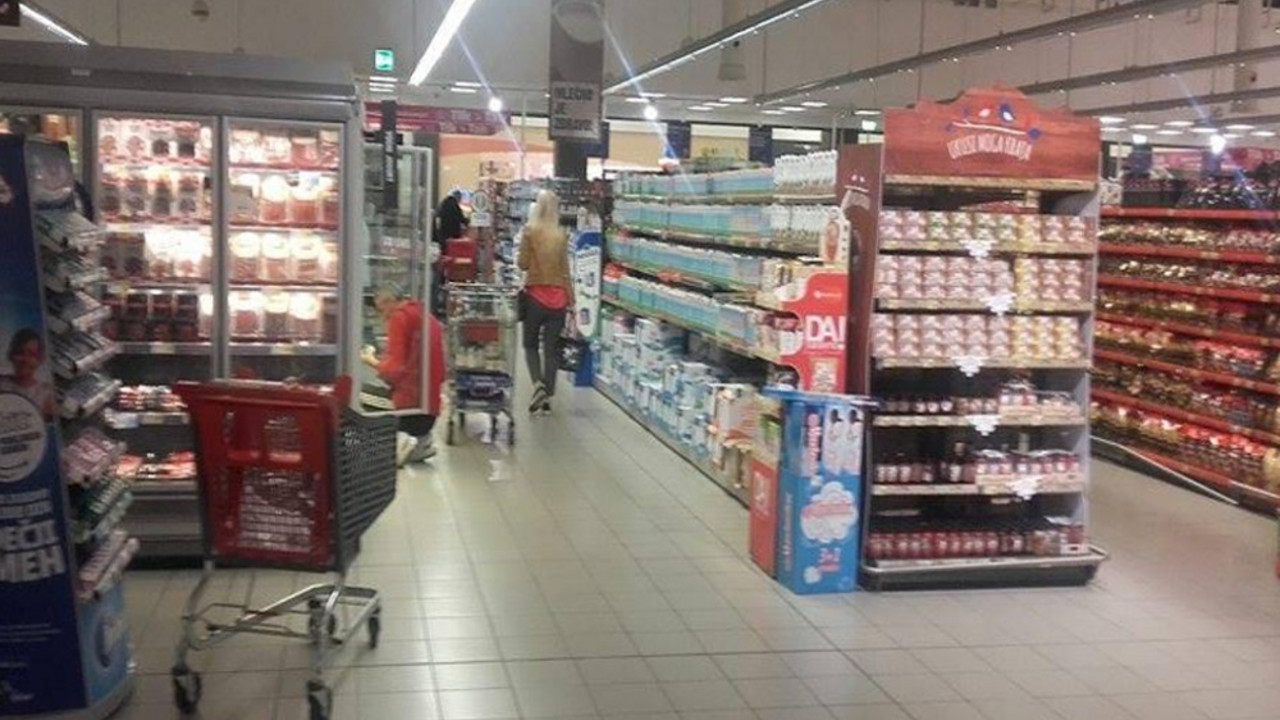 Supermarket