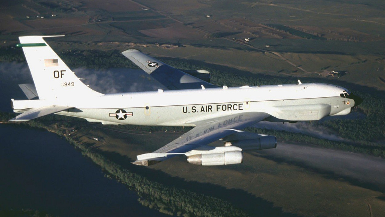 RC-135U