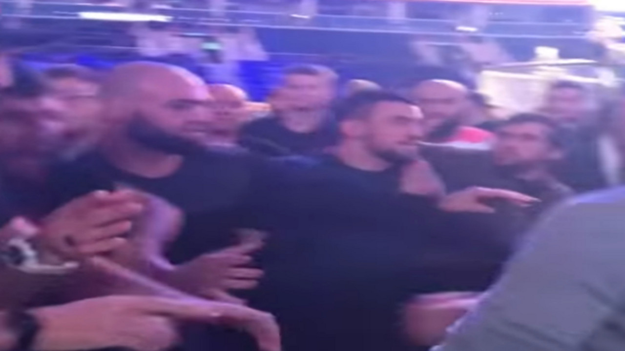MMA tuča