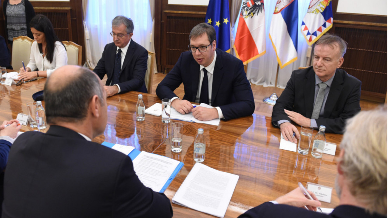 Aleksandar Vučić, Volfgan Sobotka