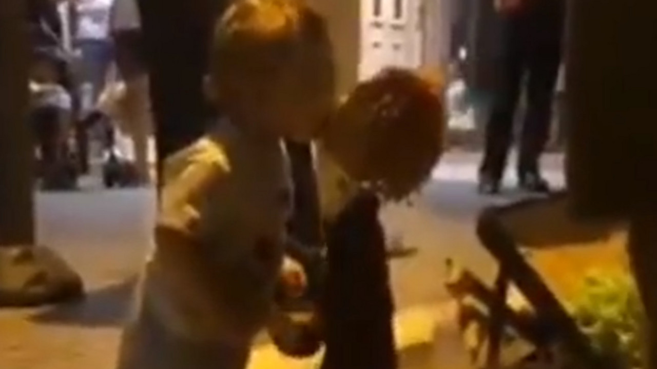 dete i marioneta