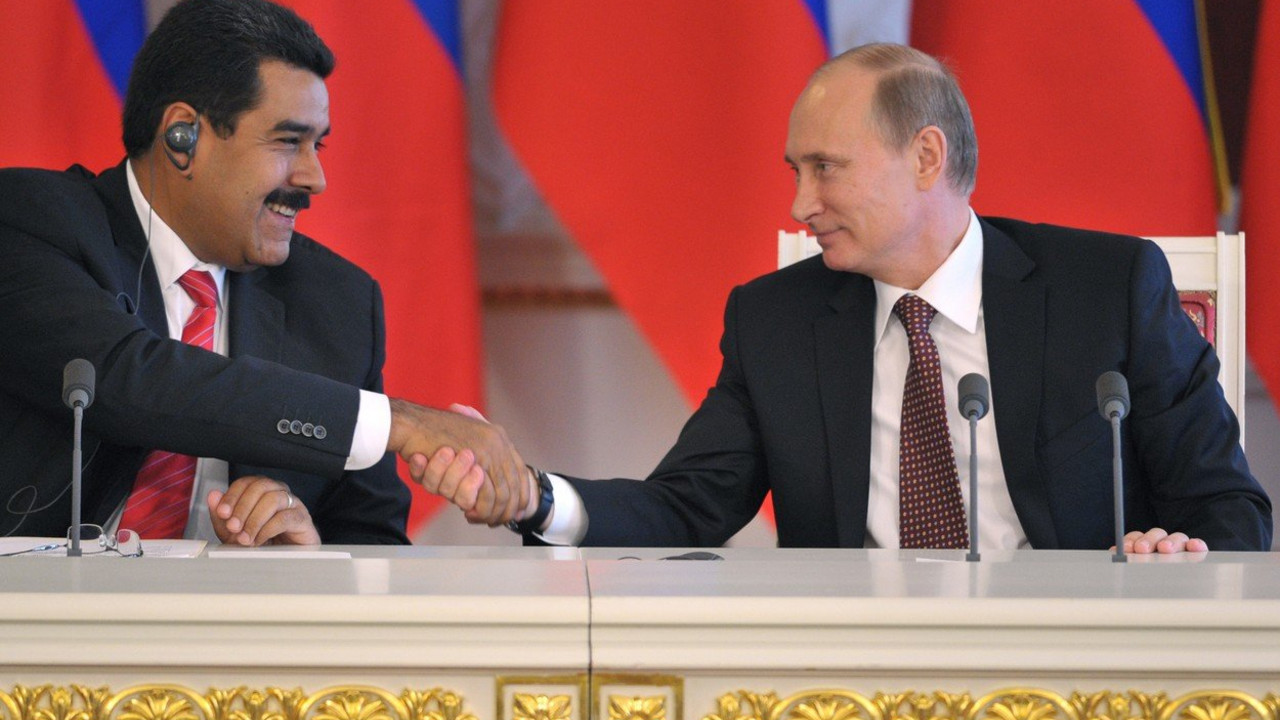 Nikolas Maduro, Vladimir Putin
