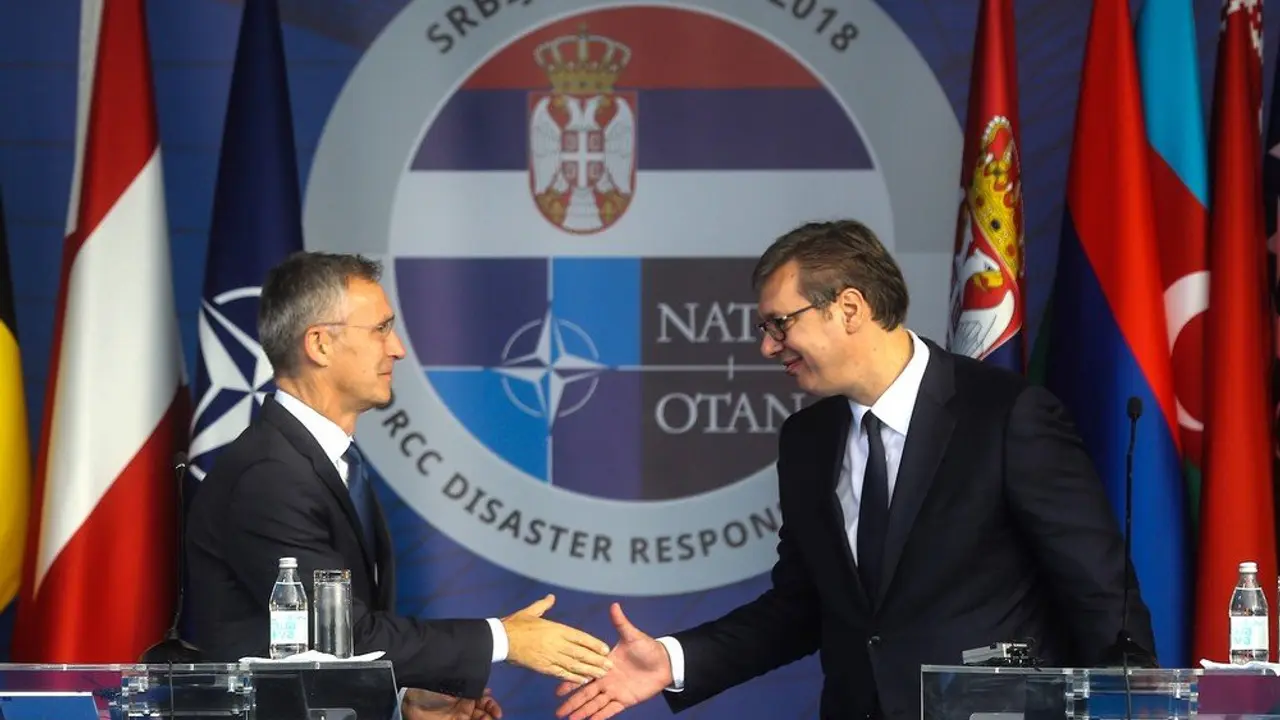 Jens Stoltenberg, Aleksandar Vučić
