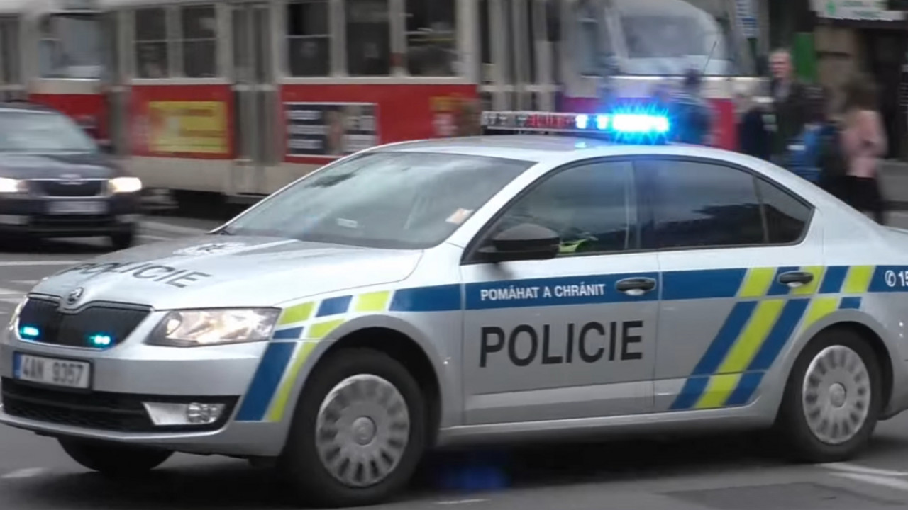 policija