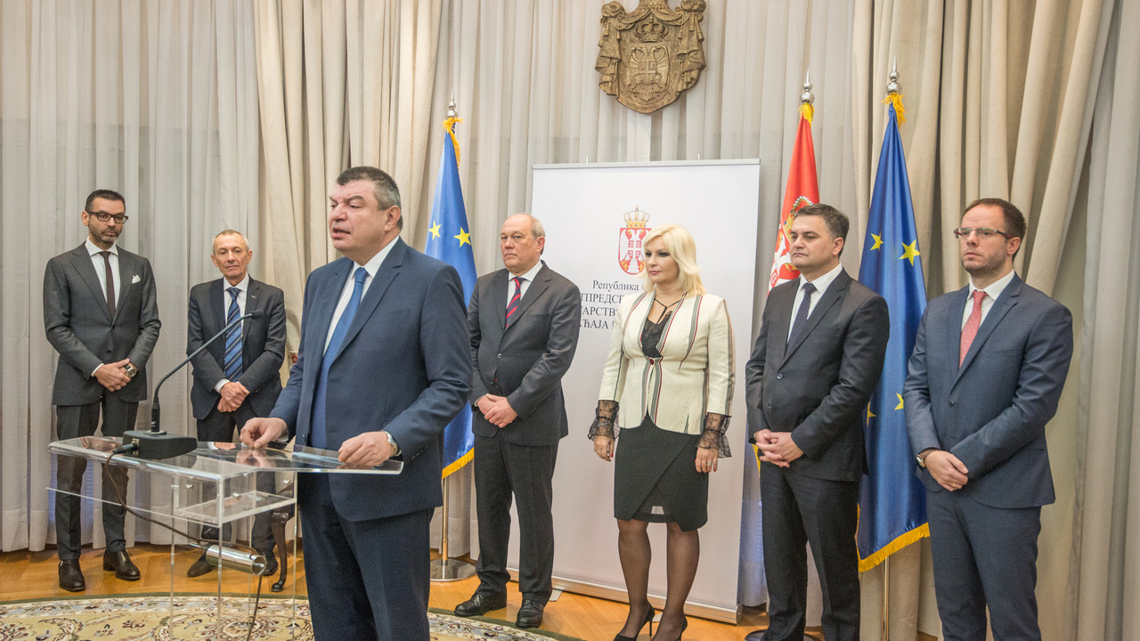 Potpisivanje ugovora za brodsku prevodnicu HE Djerdap 1 - 30 01 2019-4169 (1)