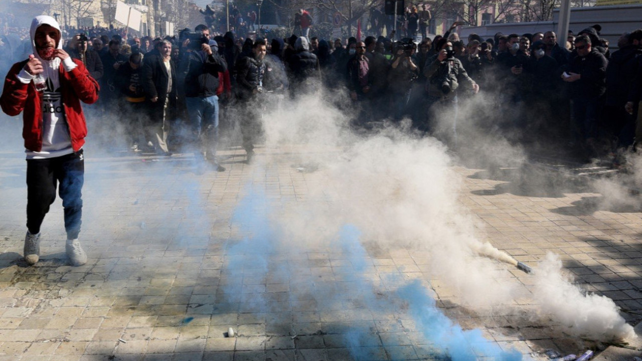 Protesti u Tirani, Albanija