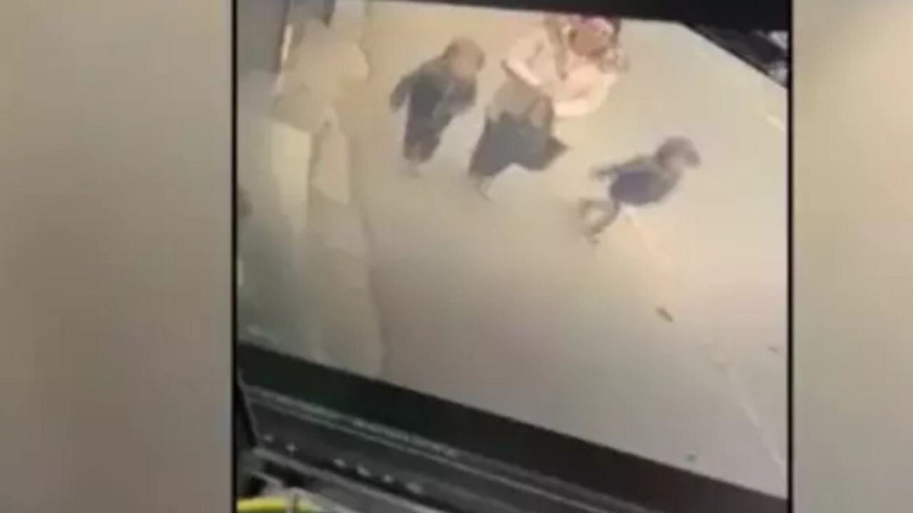 Majka ostavila bebu u taksi vozilu