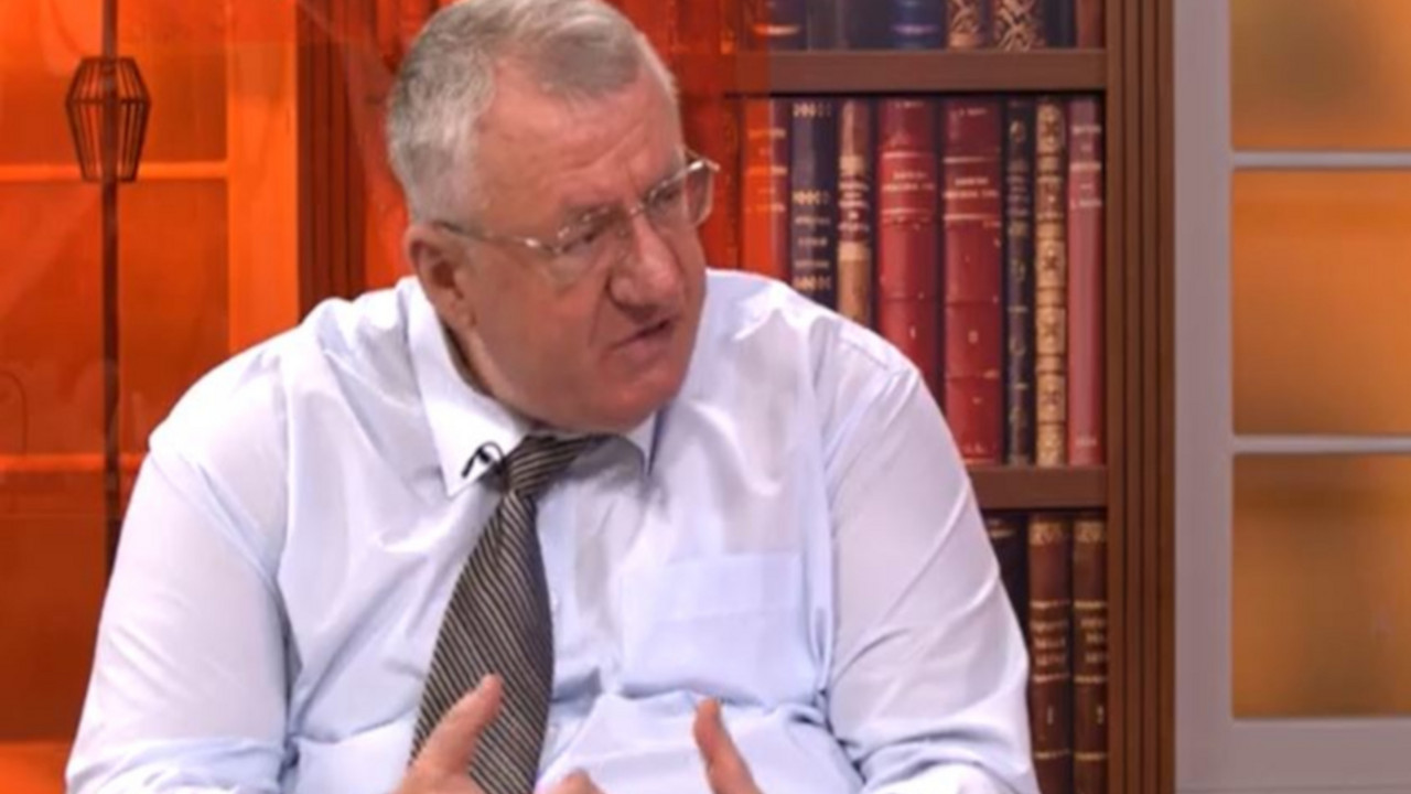 Vojislav Šešelj