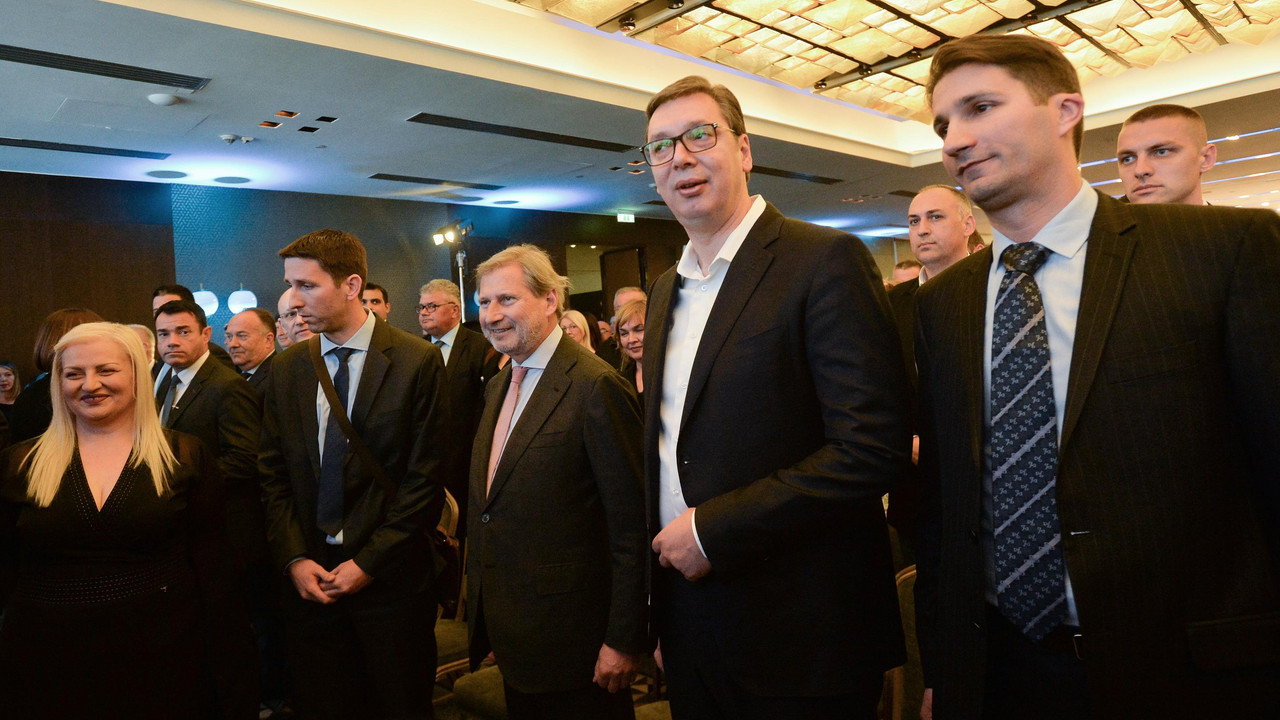 Aleksandar Vučić i Johanes Han