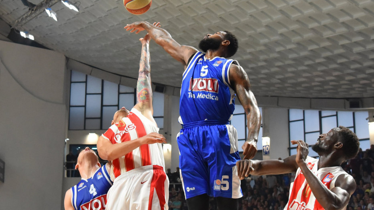 KK Budućnost - KK Crvena zvezda