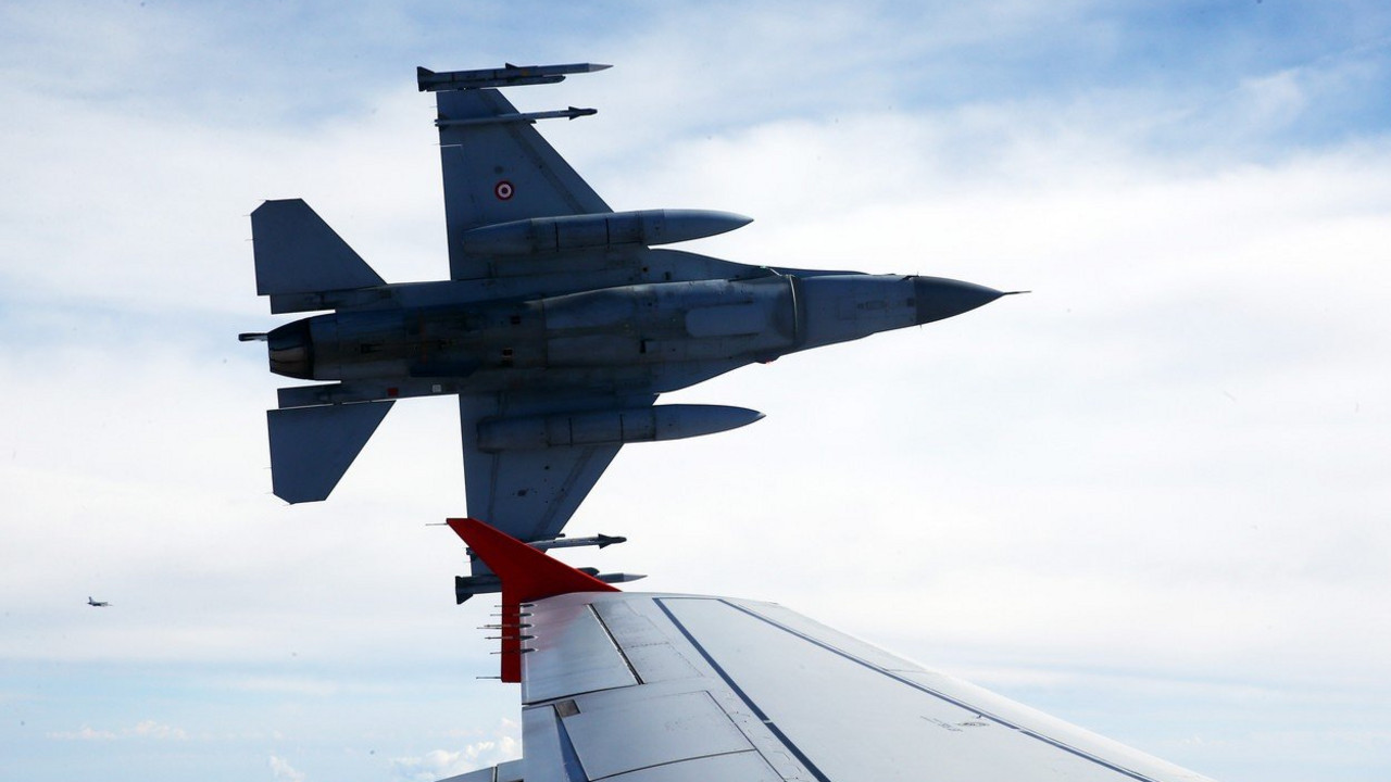 F-16