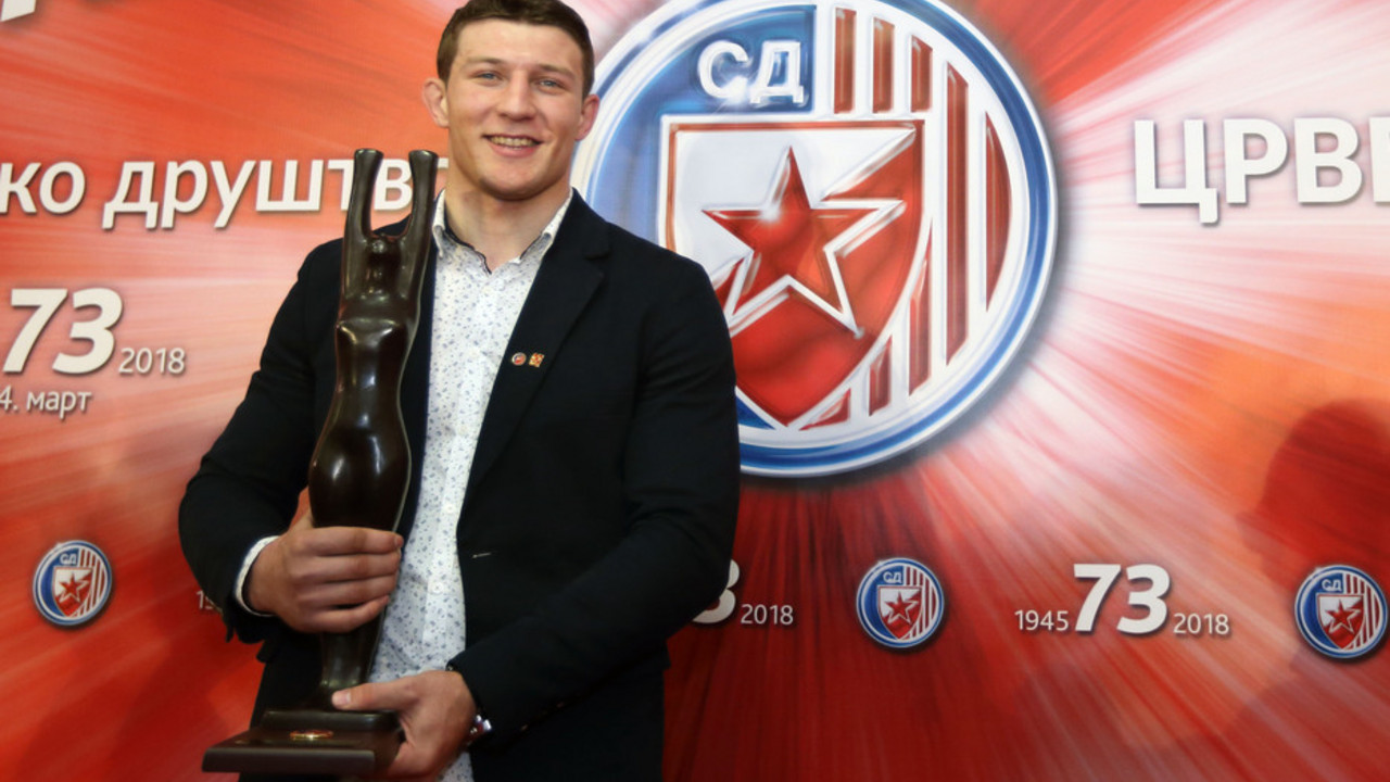 Nemanja Majdov