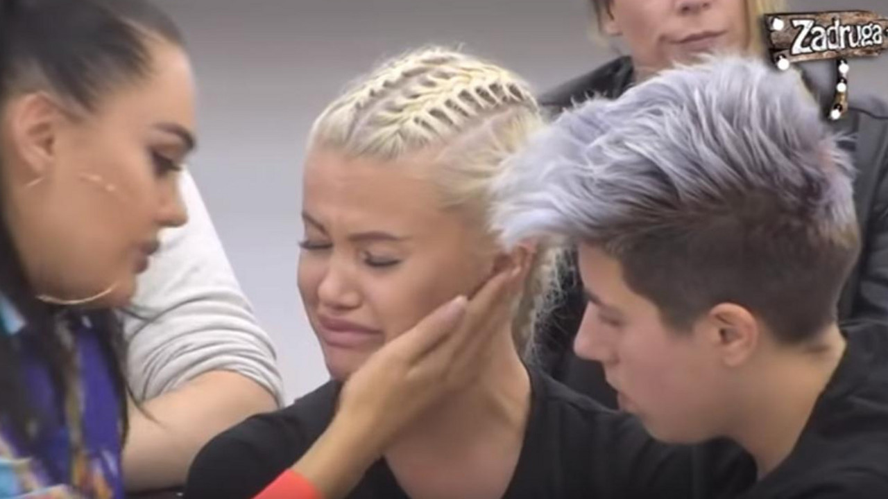 Ana i Matora teše Sanju