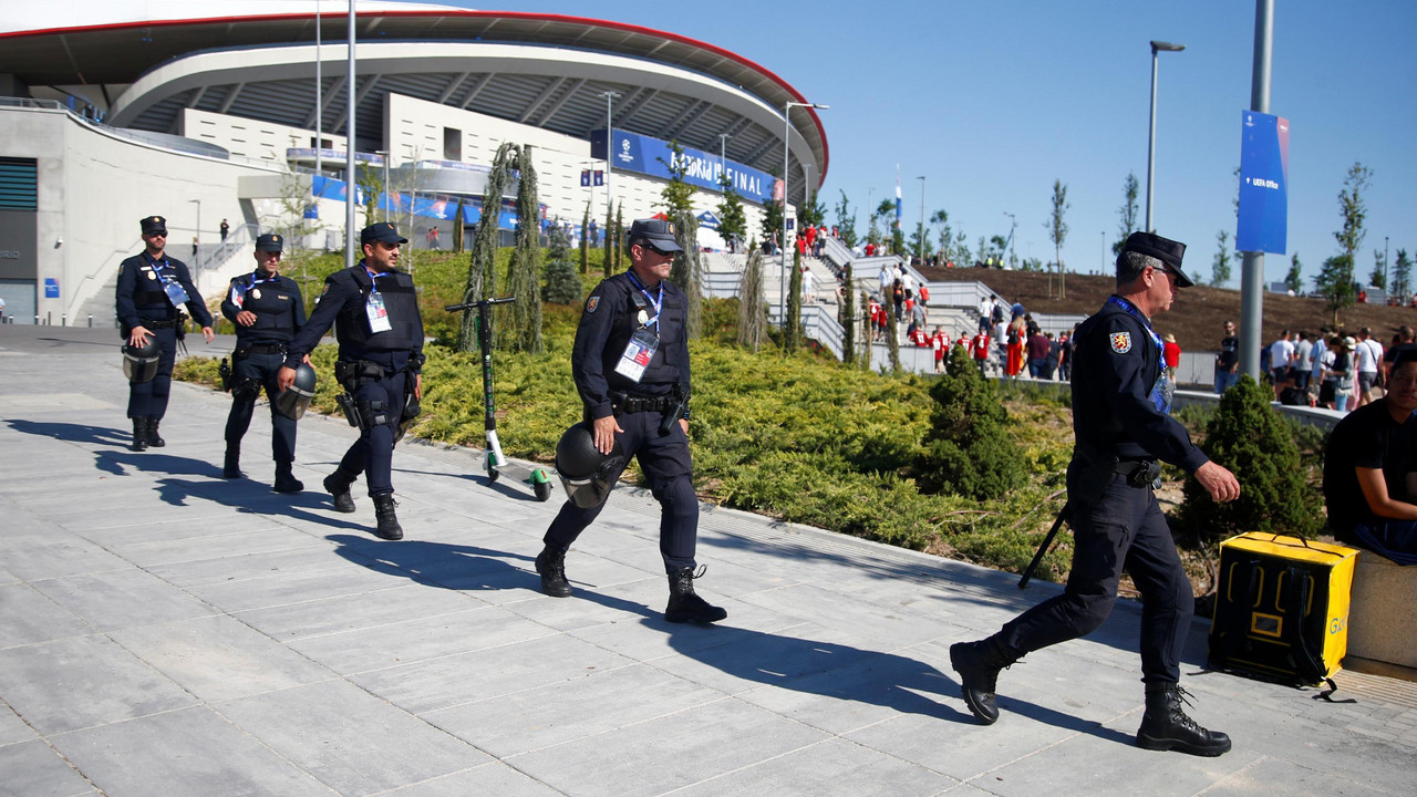 Policija