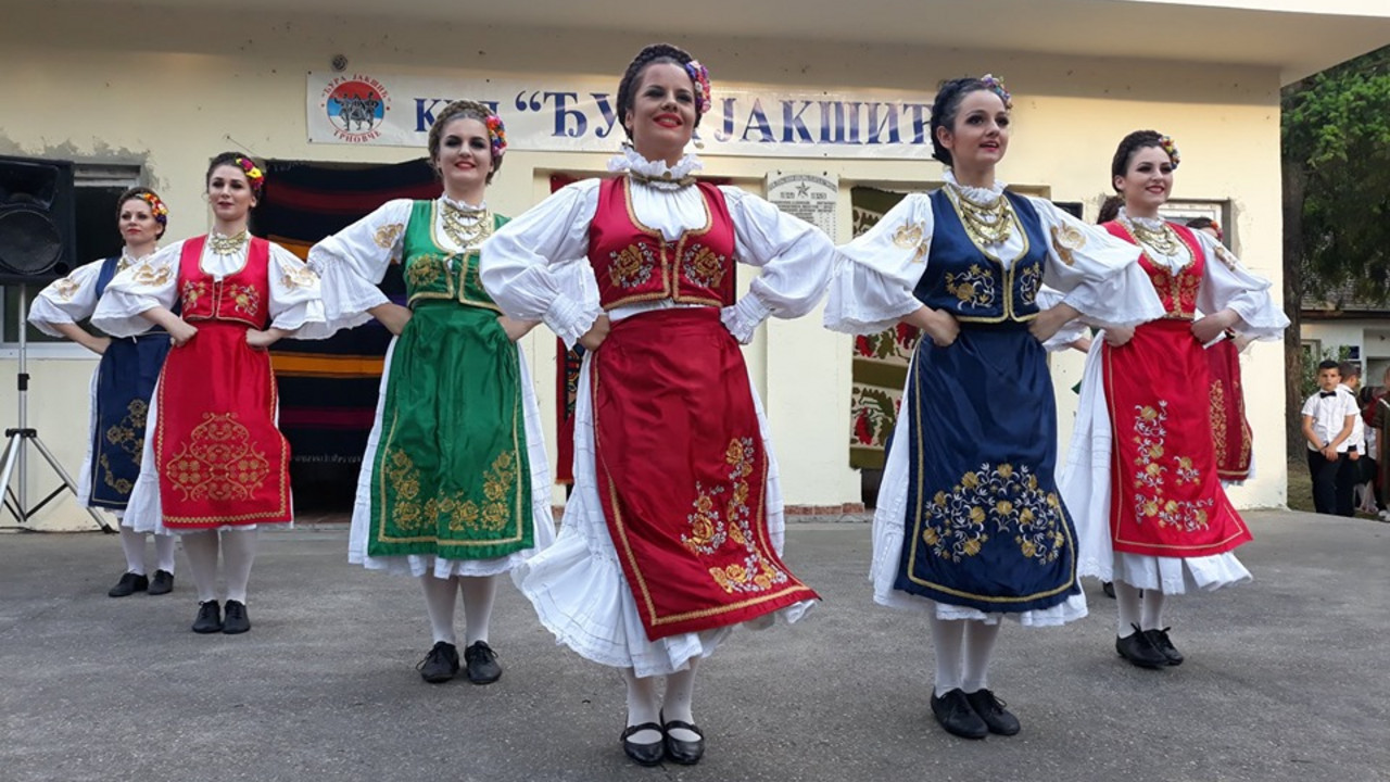 Folklorni ansambl
