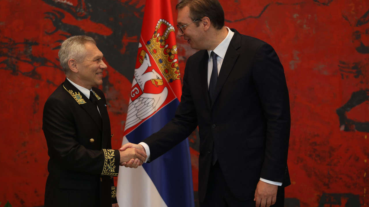 aleksandar Vučić, aleksandar Bocan Harčenko