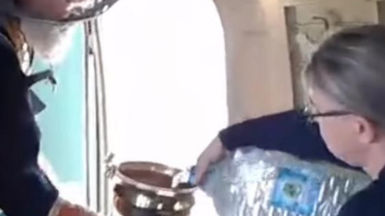 sveštenici