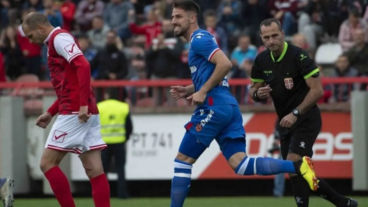 Miloš Degenek