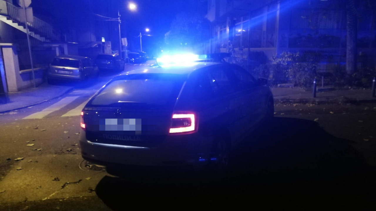 policija