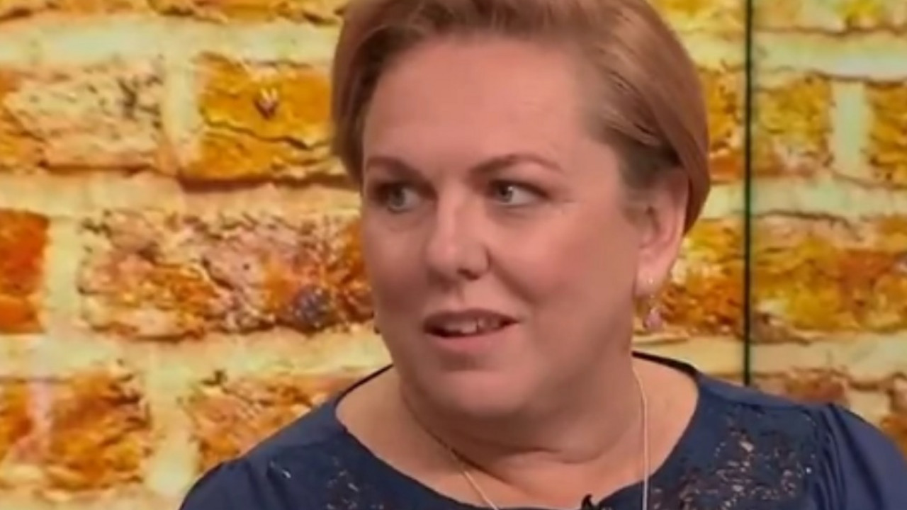 ŽENA