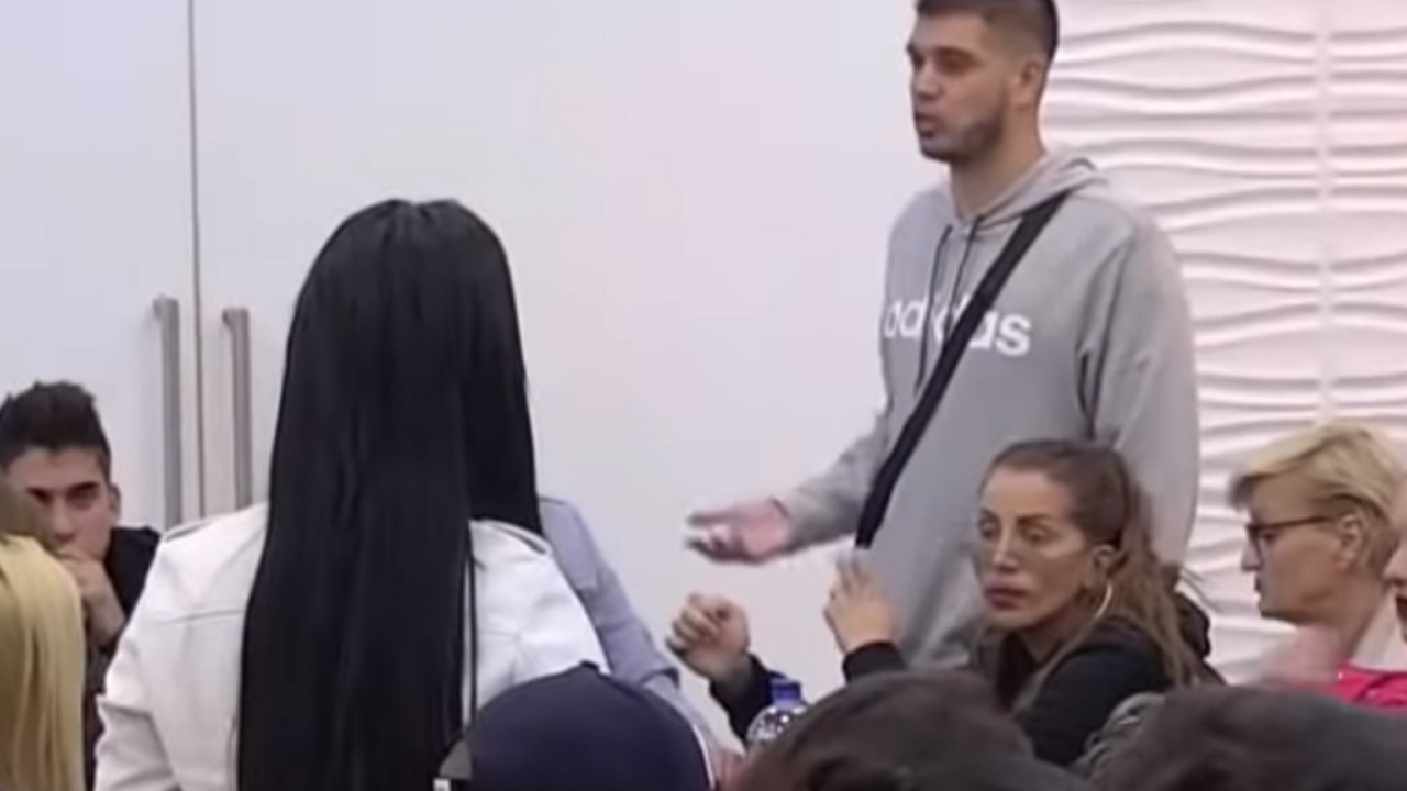 dejan