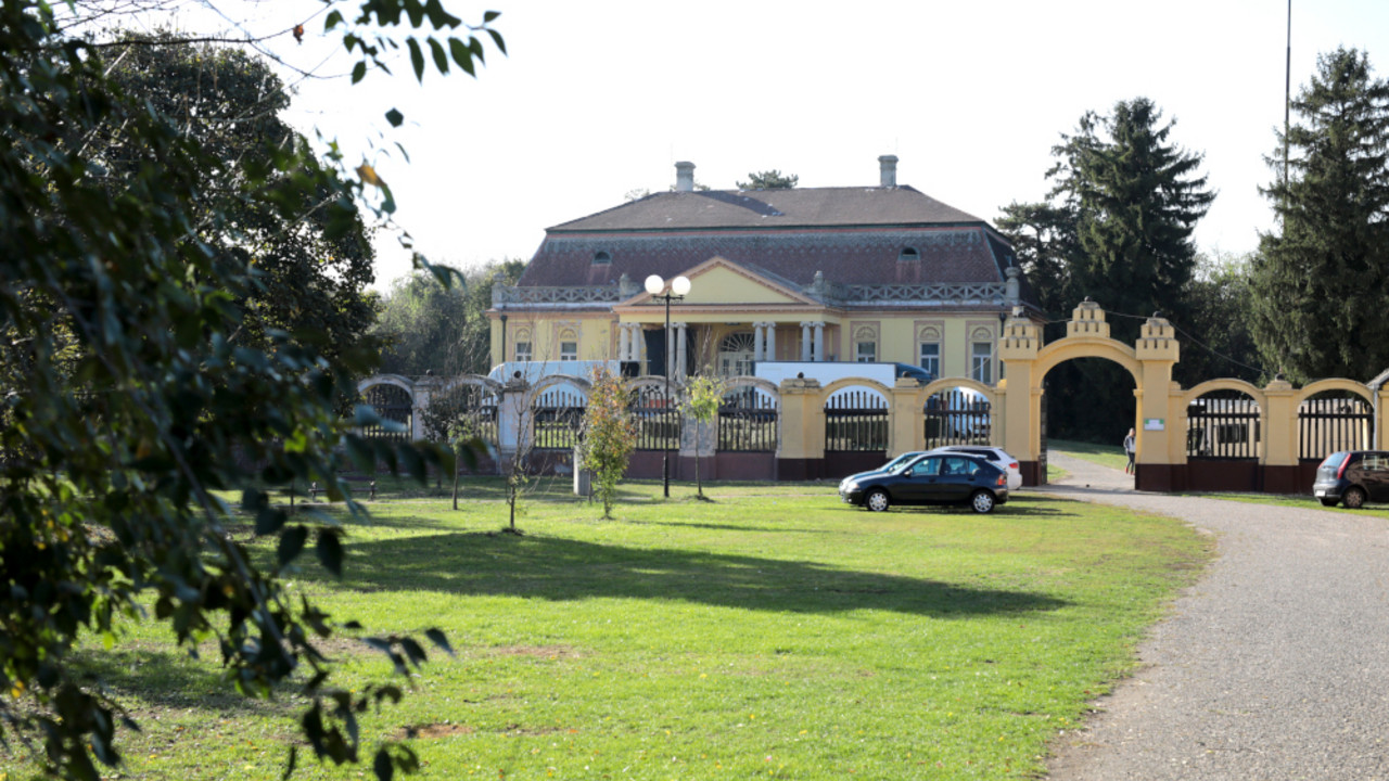 Dvorac Dunđerski