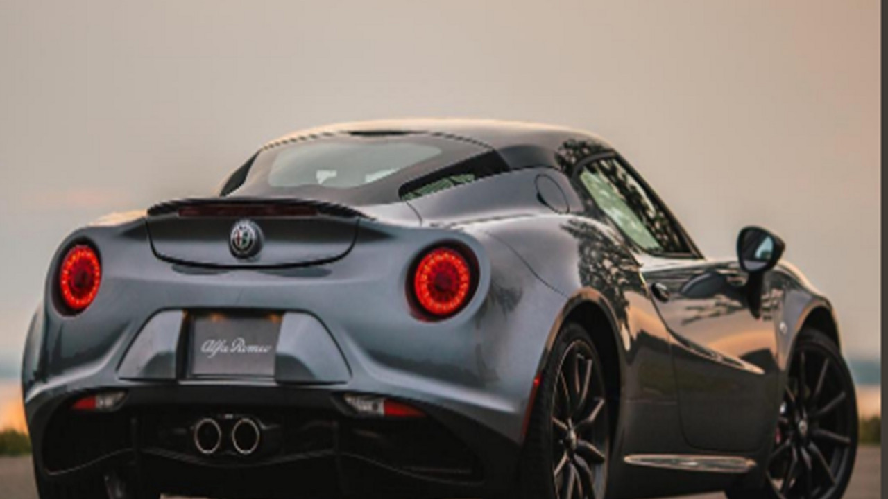 Alfa Romeo 4C coupe