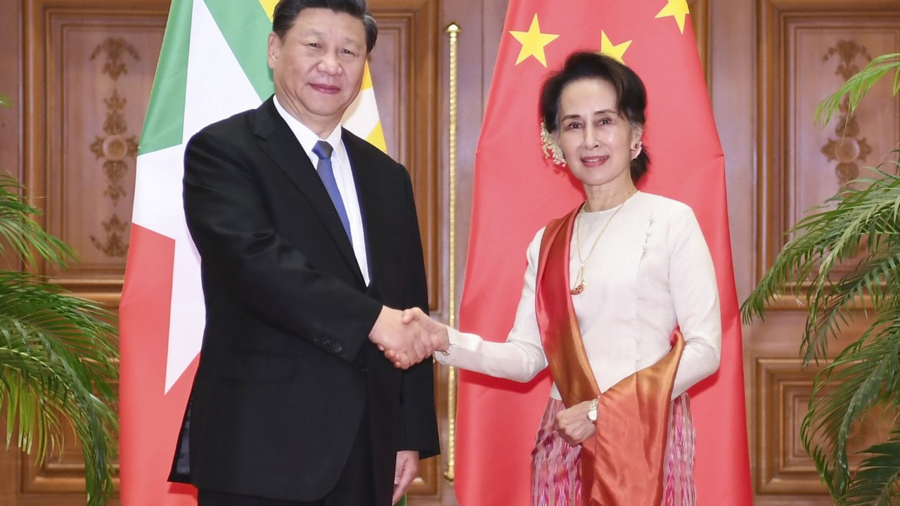 Si Đinping i Aung San Su Ći