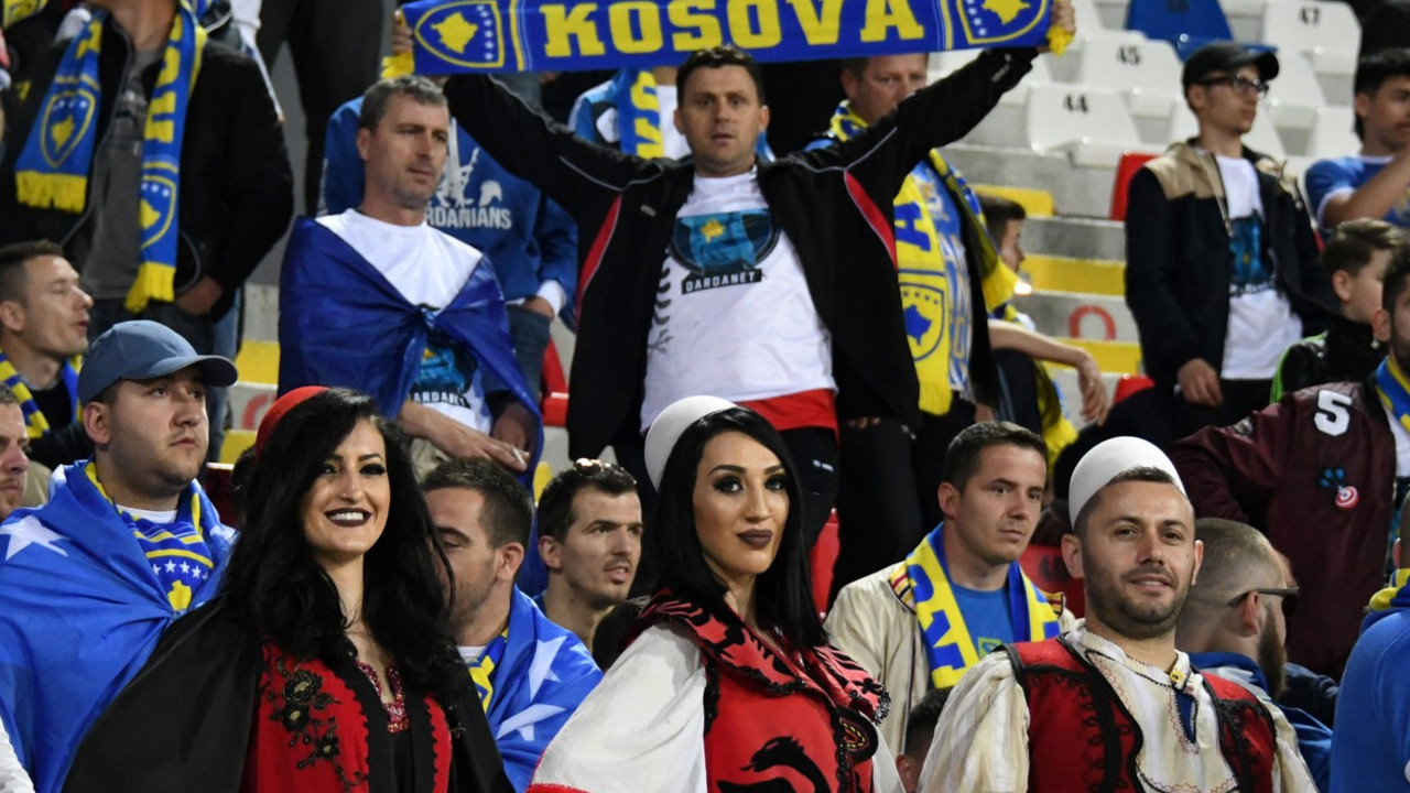Navijači Kosova, Navijači Albanije