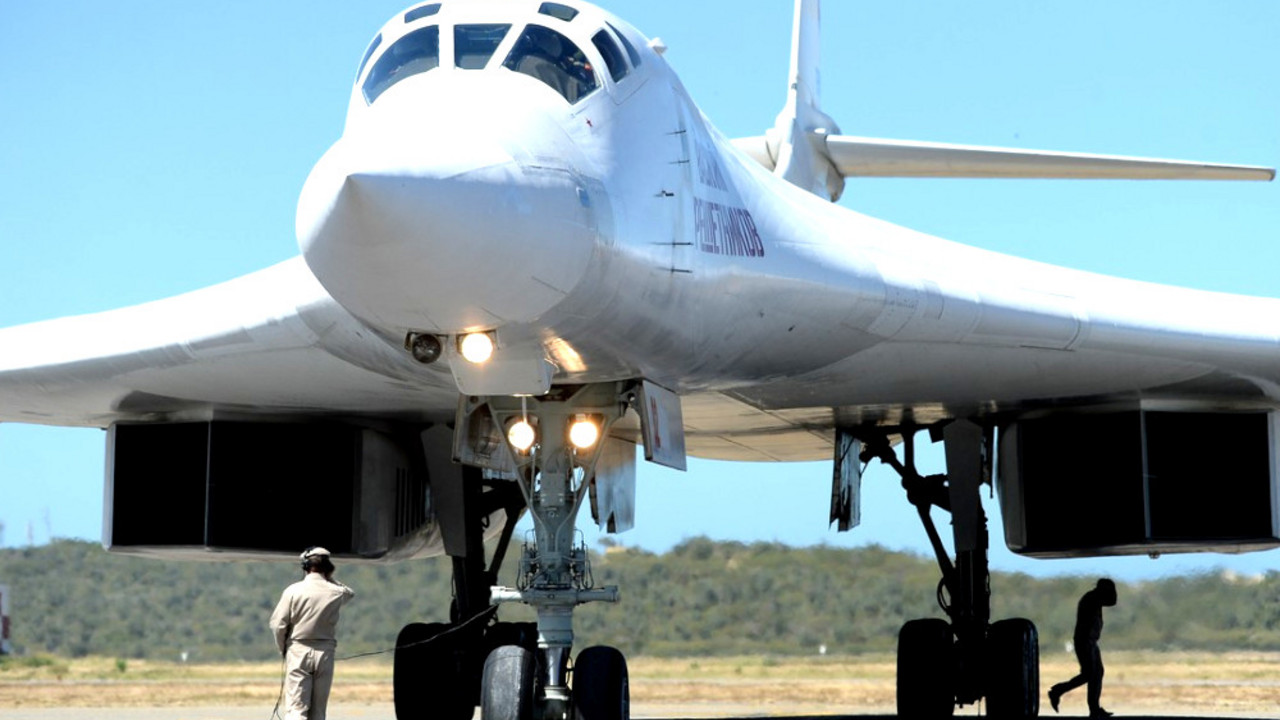 Tu-160