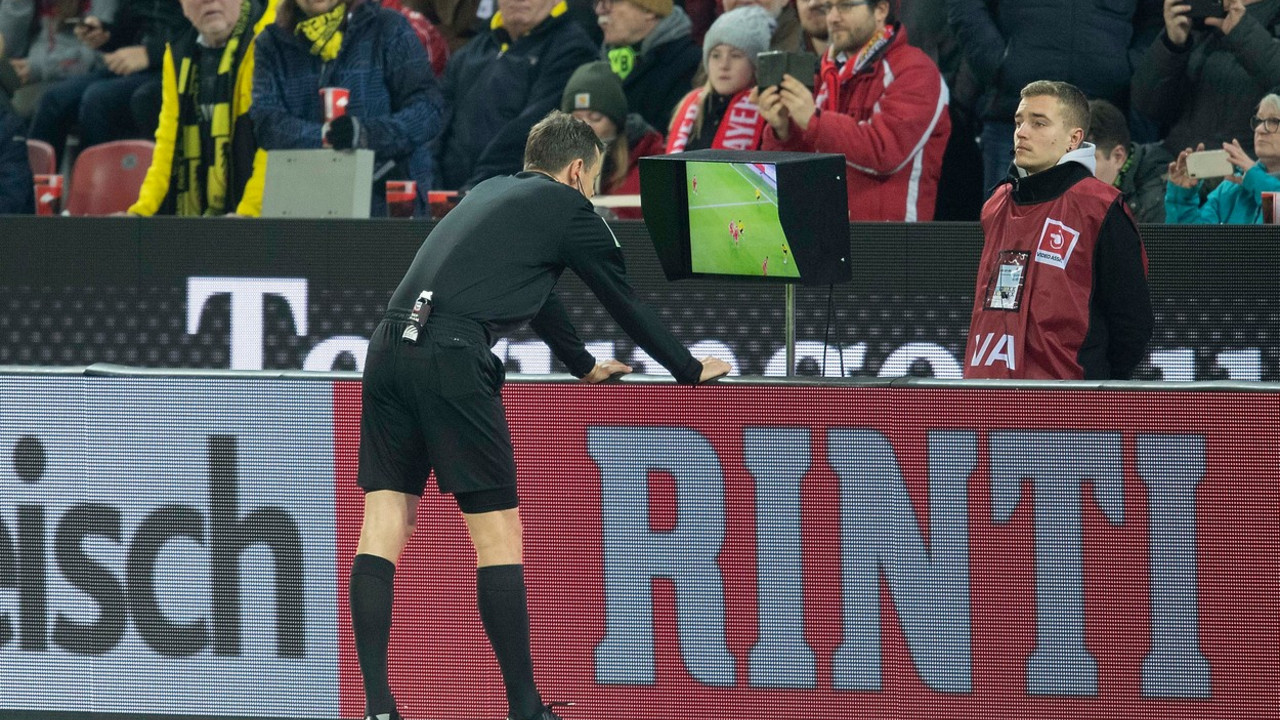 VAR